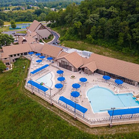 Quiet Home Minutes From Lake Galena & Eagle Ridge Экстерьер фото