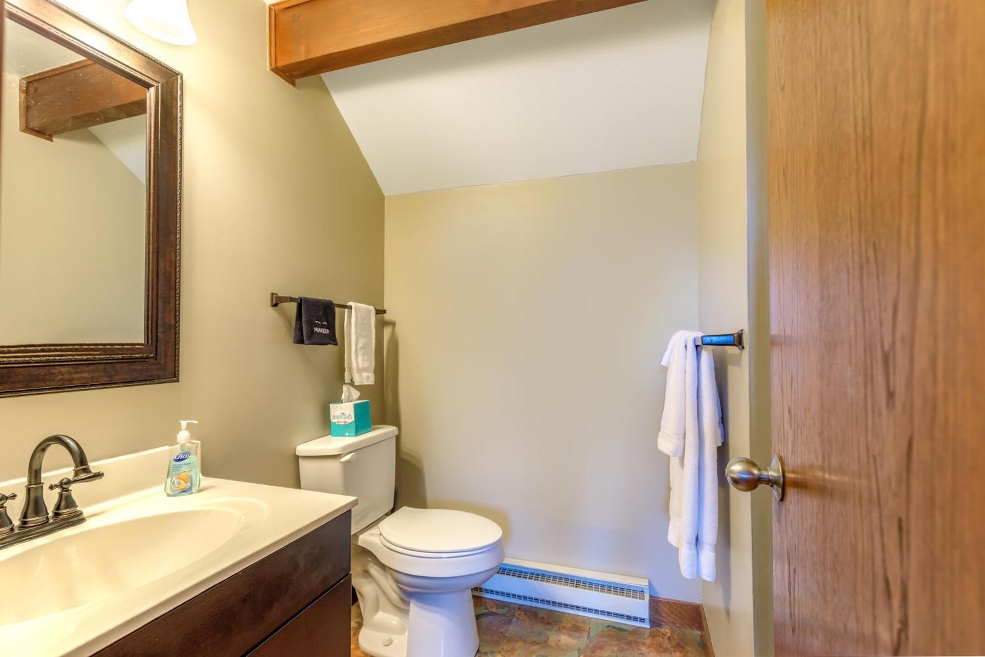 Quiet Home Minutes From Lake Galena & Eagle Ridge Экстерьер фото